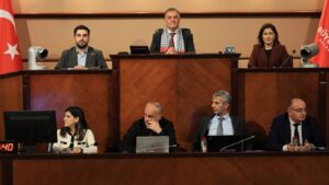 ibb meclisinde gazzenin kardes sehir olmasina yonelik onerge teklifi kabul edildi rUvVrMy5.jpg